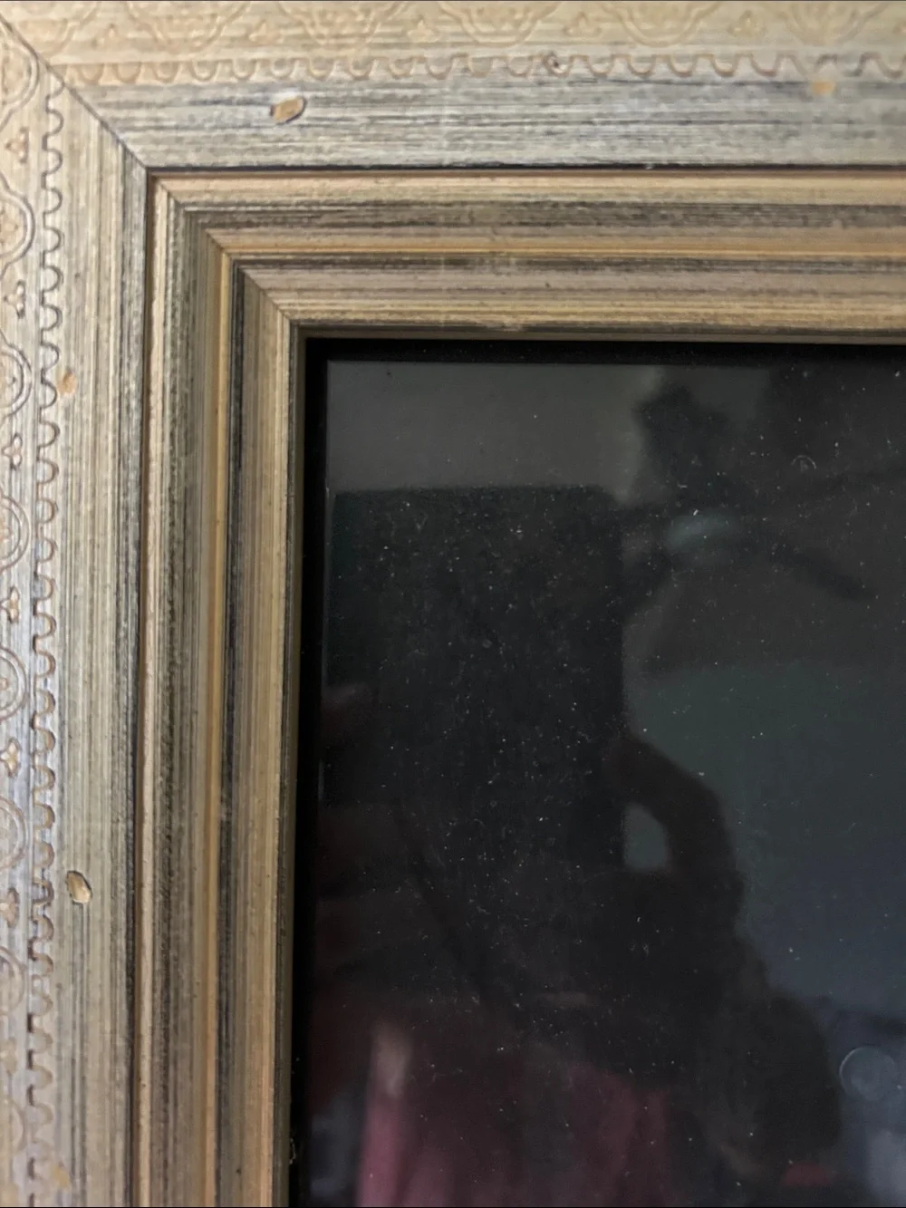 Gold  Gilt large  Decorative Picture Frame - Home Accents aprox  12 x 14,75 inch